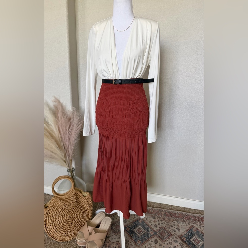 NWT Olivaceous - Womens Rust Smocked Pleated Skirt